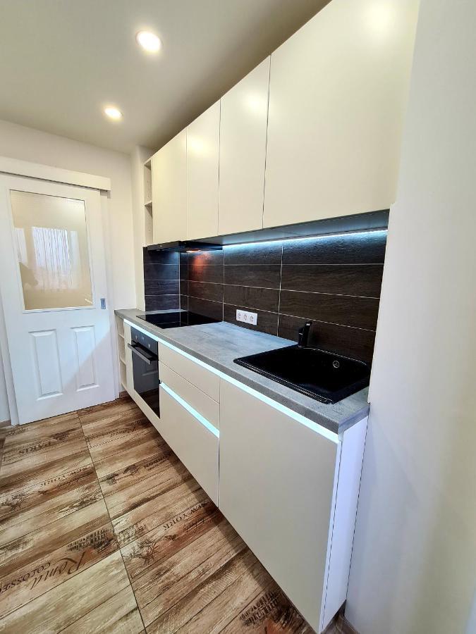 Best Apartment Central Хунедоара Экстерьер фото